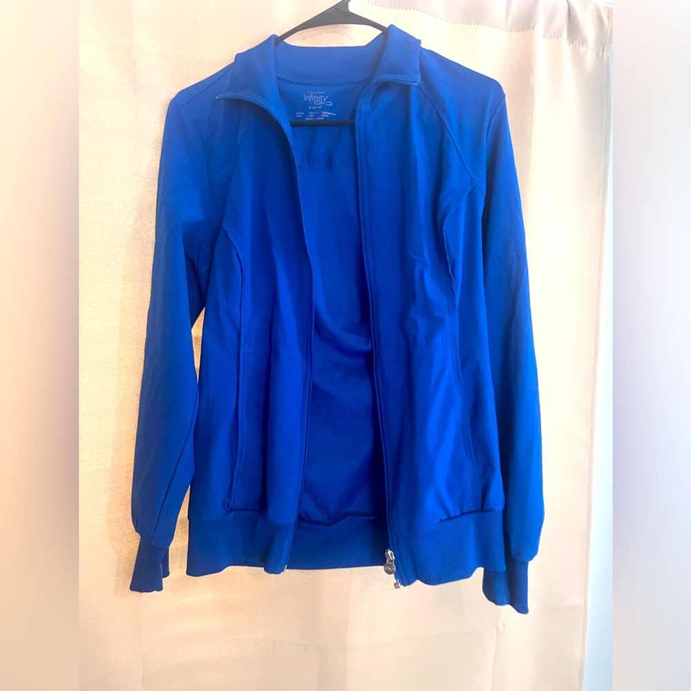 Scrub jacket